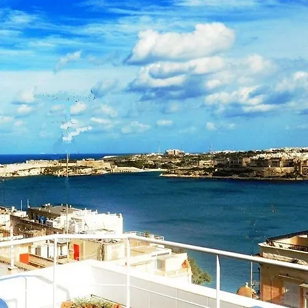 Palazzo 4*